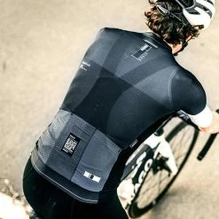 GOBIK Attitude 2.0 Citizen Maillot Manches Courtes Warm 2022 -Vestes De Pluie Soldes gobik attitude 20 citizen maillot manches courtes warm 2022 2