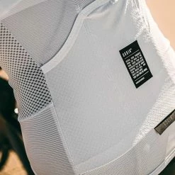 GOBIK Carrera 2.0 Moon Maillot Manches Courtes Warm 2022 10 GOBIK Carrera 2.0 Moon Maillot Manches Courtes Warm 2022 -Vestes De Pluie Soldes gobik carrera 20 moon maillot manches courtes warm 2022 3