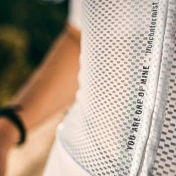 GOBIK Carrera 2.0 Moon Maillot Manches Courtes Warm 2022 11 GOBIK Carrera 2.0 Moon Maillot Manches Courtes Warm 2022 -Vestes De Pluie Soldes gobik carrera 20 moon maillot manches courtes warm 2022 4