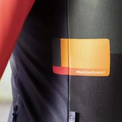 GOBIK SuperCobble Borneo Maillot Manche Longue Cold 2023 9 GOBIK SuperCobble Borneo Maillot Manche Longue Cold 2023 -Vestes De Pluie Soldes gobik supercobble borneo maillot manche longue cold 2023 3