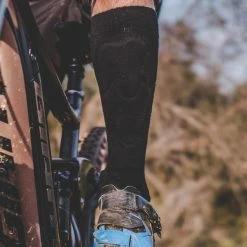 Racer Protective Gear RACER Anti-Shox Chaussettes De Protection VTT -Vestes De Pluie Soldes racer anti shox chaussettes de protection vtt 3