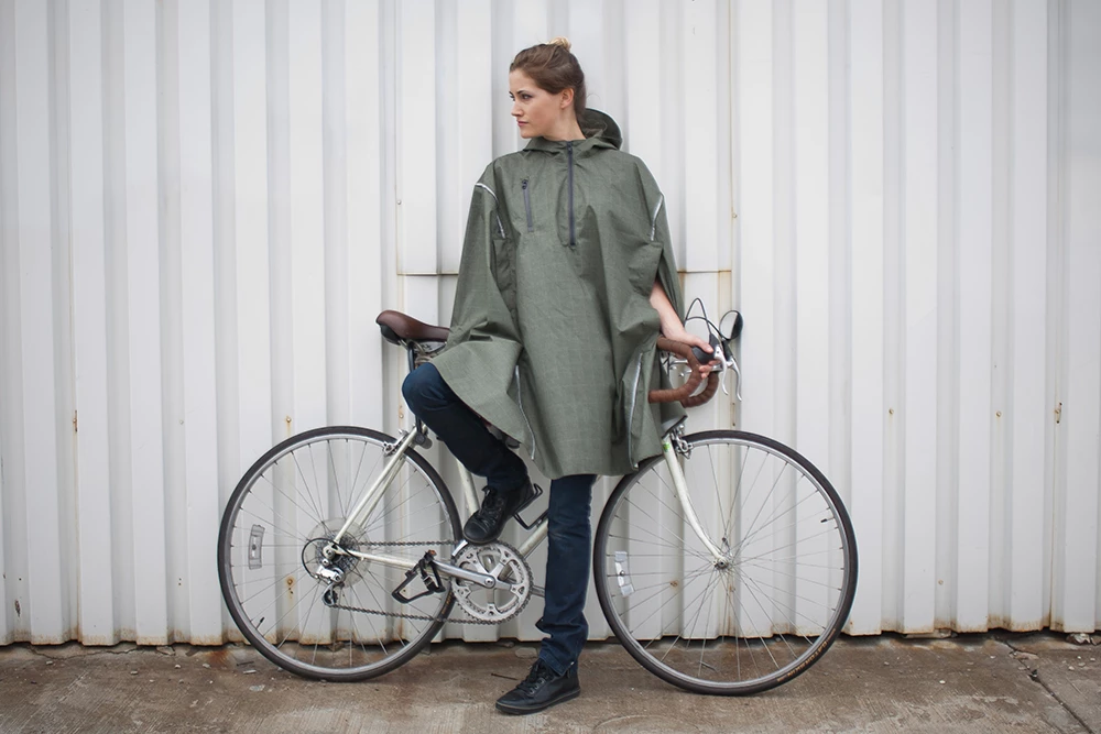 Page de garde -Vestes De Pluie Soldes lookbook ramsy template33